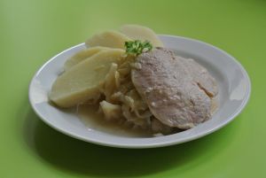 Fotografie dobroty jménem Vepřový plátek, bramborový knedlík, zelí